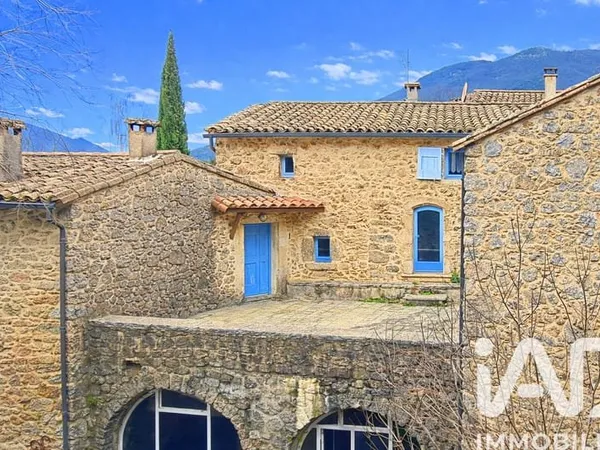 Vente Maison de campagne 9 pièces