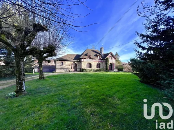 Maison 13 pièces 275 m²