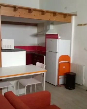 Loue studio quartier Figuerolles