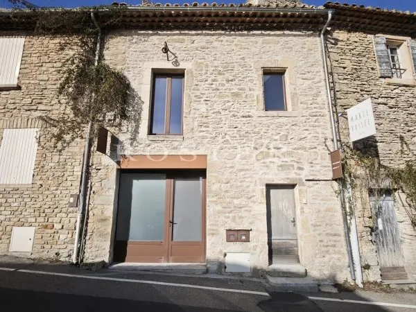 Maison de caractère avec vue exceptionnelle à Gordes - Usage hab