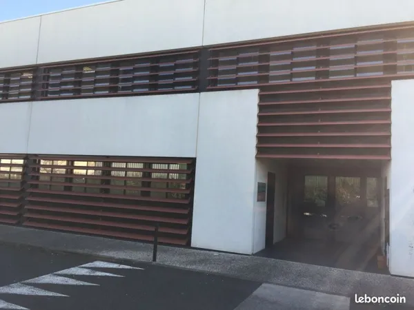 A louer bureau de 18m2 290 HT