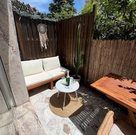 Studio 1 pièce 24 m²