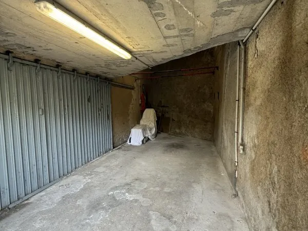 Parking 20 m²