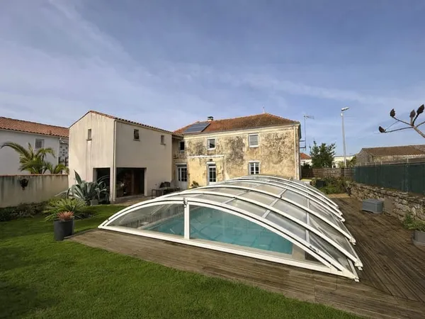 Maison T6 152m² Piscine + Garage Echillais