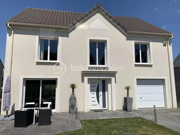Maison contemporaine de 160 m2 - 2014 - Calme & Standing proche Val d'Europe