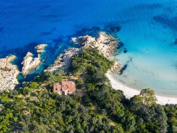 Villa 10 pièces 200 m²