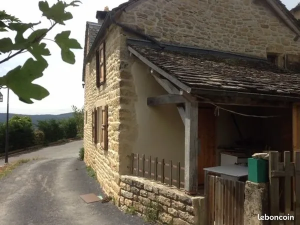 Location petite maison proche Barjac 48