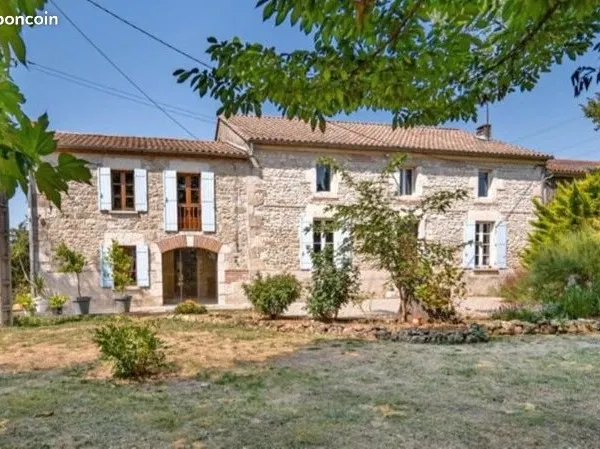 Maison en pierre 8 pièces