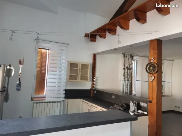 🟧 Loft meublé 80 m² - Centre-ville de Montréjeau - 650 /mois