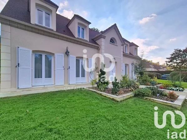 Maison 7 pièces 280 m²