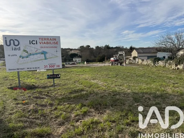 Terrain 564 m²