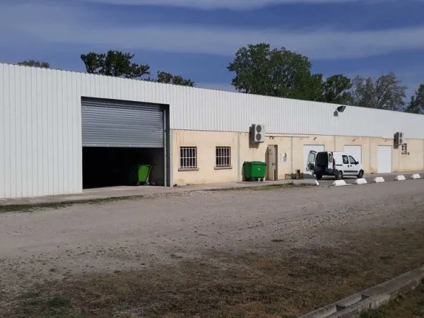 stockage 250m2