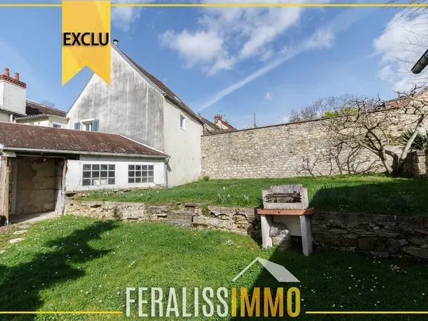 Maison de charme à Vigny avec fort potentiel évolutif rare