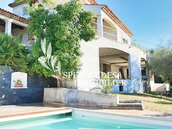 Cabris- Villa traditionnelle