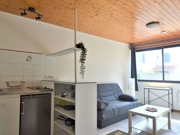 Studio 1 pièce 21 m²