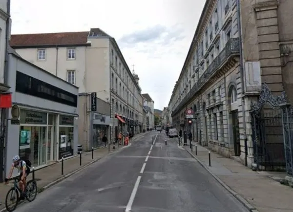 A VENDRE - LOCAL COMMERCIAL