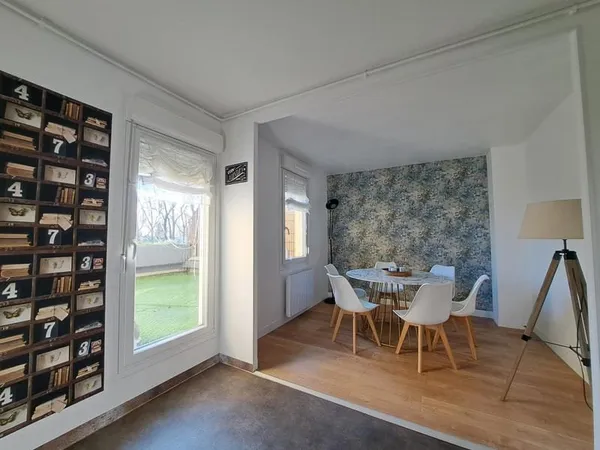 APPARTEMENT GRANDE SYNTHE BON SECTEUR!