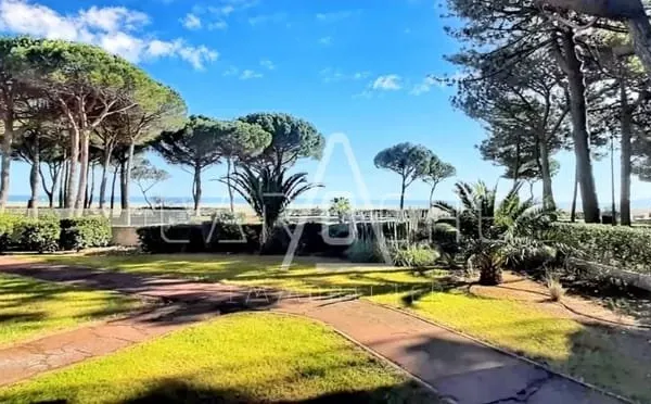 APPARTEMENT T1 Bis - TERRASSE - VUE MER