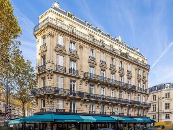 Bureaux 969 m²