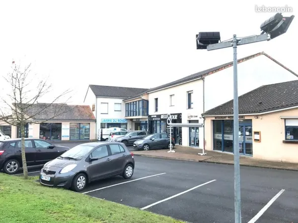 Bureaux 143 m²