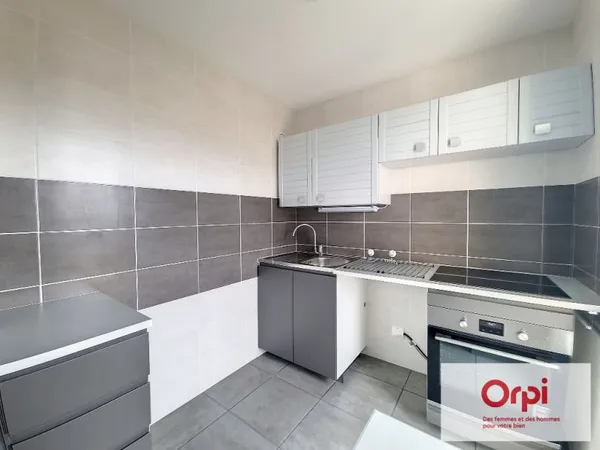 F1 ENTIEREMENT RENOVE - RESIDENCE COTEAU SUD - Rimard