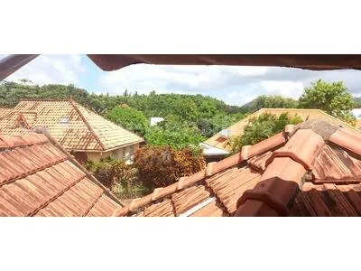 AFFAIRE À SAISIR - Appartement meublé à Saint-Anne - Fort potentiel locatif