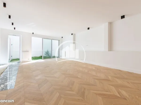 Maison 5 pièces 146 m²