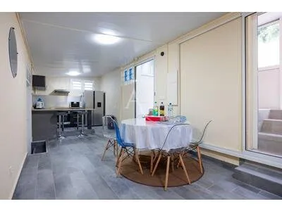 COLOCATION , Chambres climatisées A LOUER dans Maisonnette de type 4 à Rémire-Montjoly