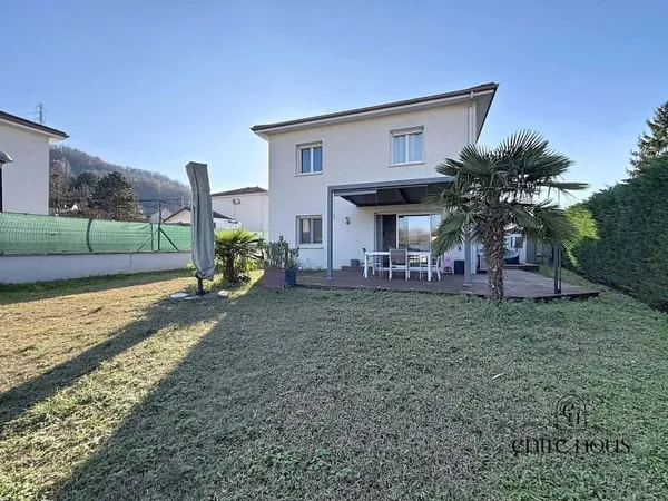 Maison 4 pièces 90 m²