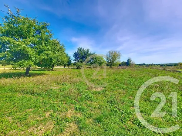 Terrain 2000 m²