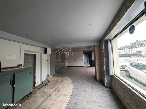 Local 119 m² BOURGES