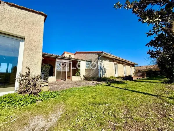 Maison Eysines 7 pièce(s) 142.37 m2