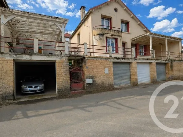 Maison 7 pièces 121 m²