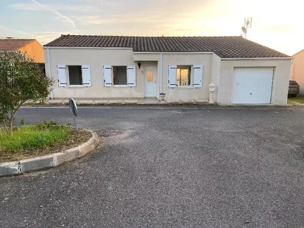 MAISON / VILLA
