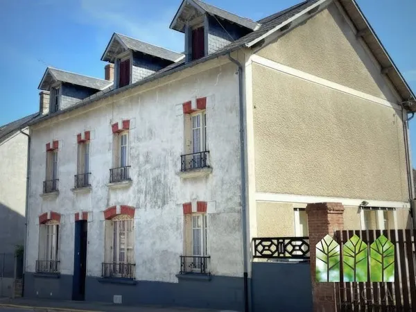 Maison 8 pièces 165 m²