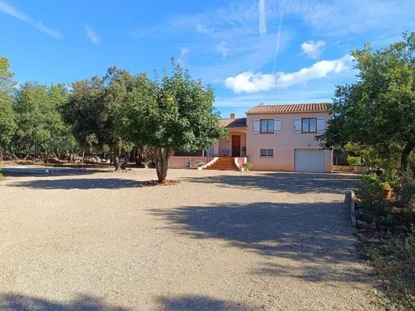 Vends maison 100m² Régusse
