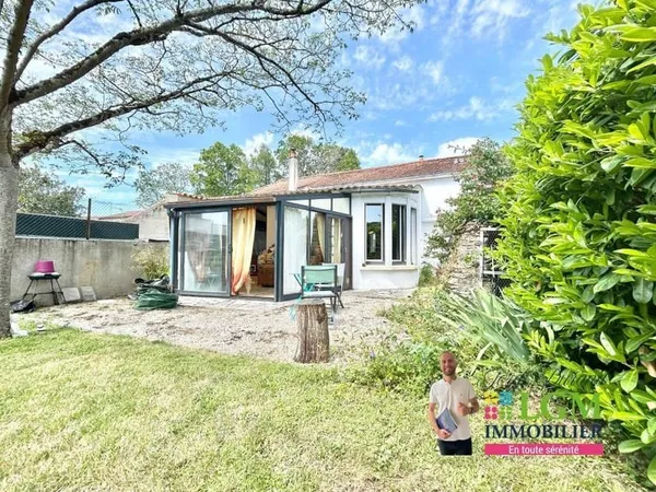 Mareuil-sur-Lay - Maison de plain-pied avec dépendance et fort potentiel, proche centre