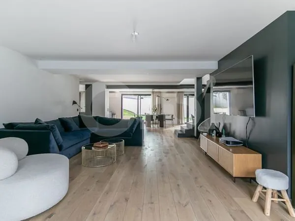 Maison 5 pièces 175 m²