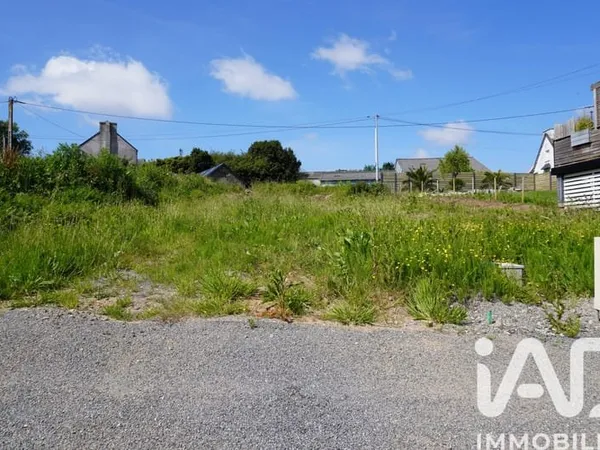 Terrain 551 m²