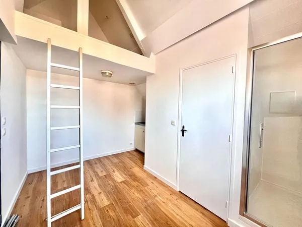 Appartement 1 pièce 11 m²