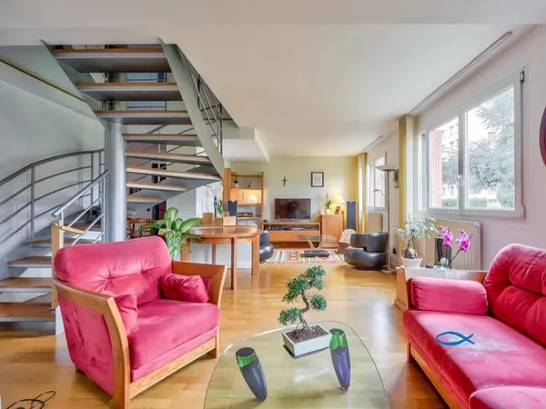 Appartement familial de 134m2 en duplex - 7P - 5CH - 2 parkings + 2 caves