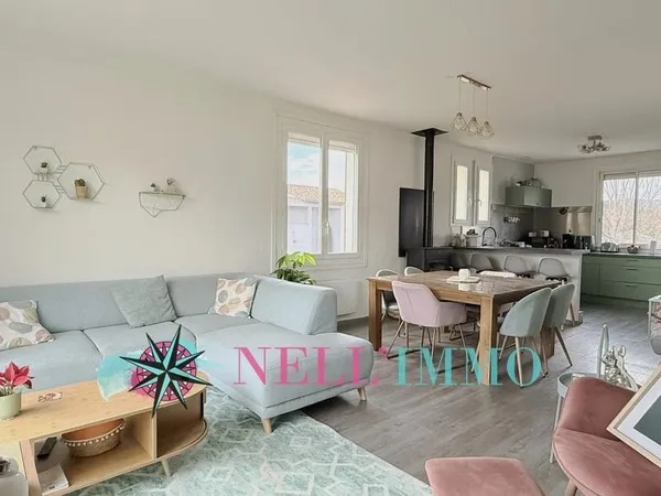PELISSANNE PROCHE CENTRE: Superbe Haut de villa en duplex av