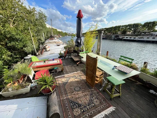 Péniche 7 pièces 170 m²