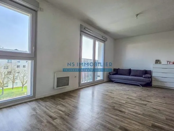Grand Studio 31m2 + Balcon + Parking - Résidence de Grand St