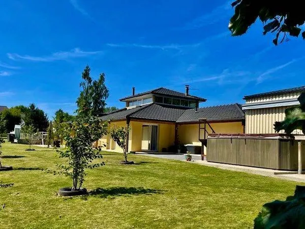 Maison 8 pièces 212 m²