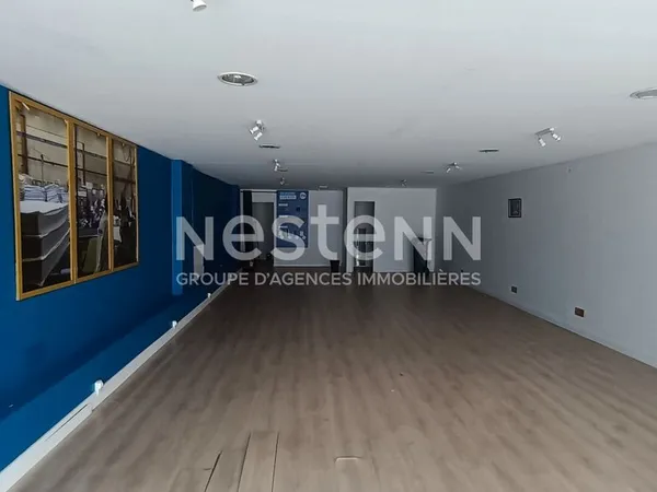 Local commercial 100 m² SENE