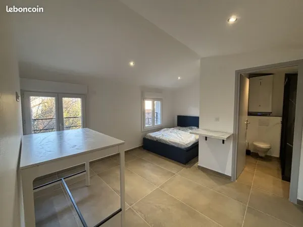 Studio 1 pièce 22 m²