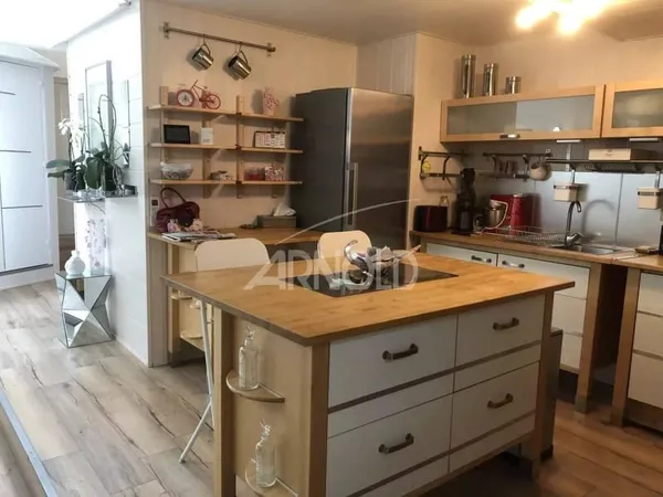 Appartement 5 pièces 121 m²