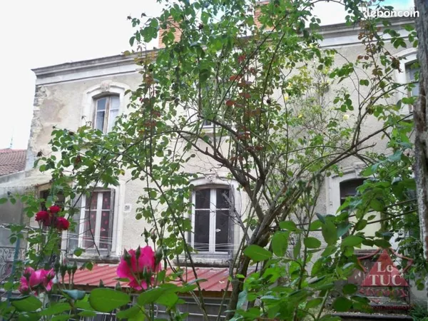Immeuble 140 m²