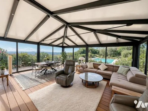 Maison 7 pièces 224 m²